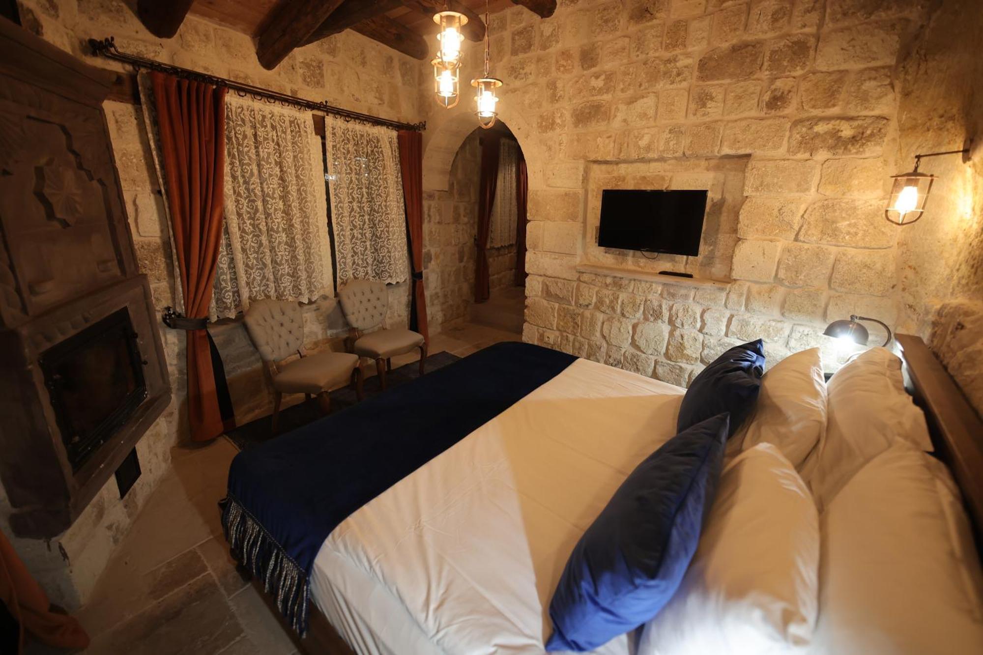 Uerguep Cave Suites Exteriör bild